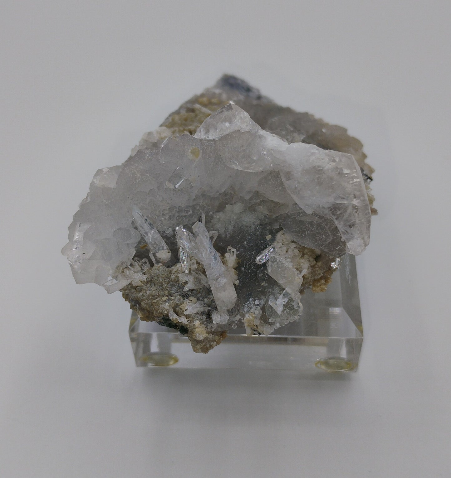 Calcite sur fleur d'améthyste