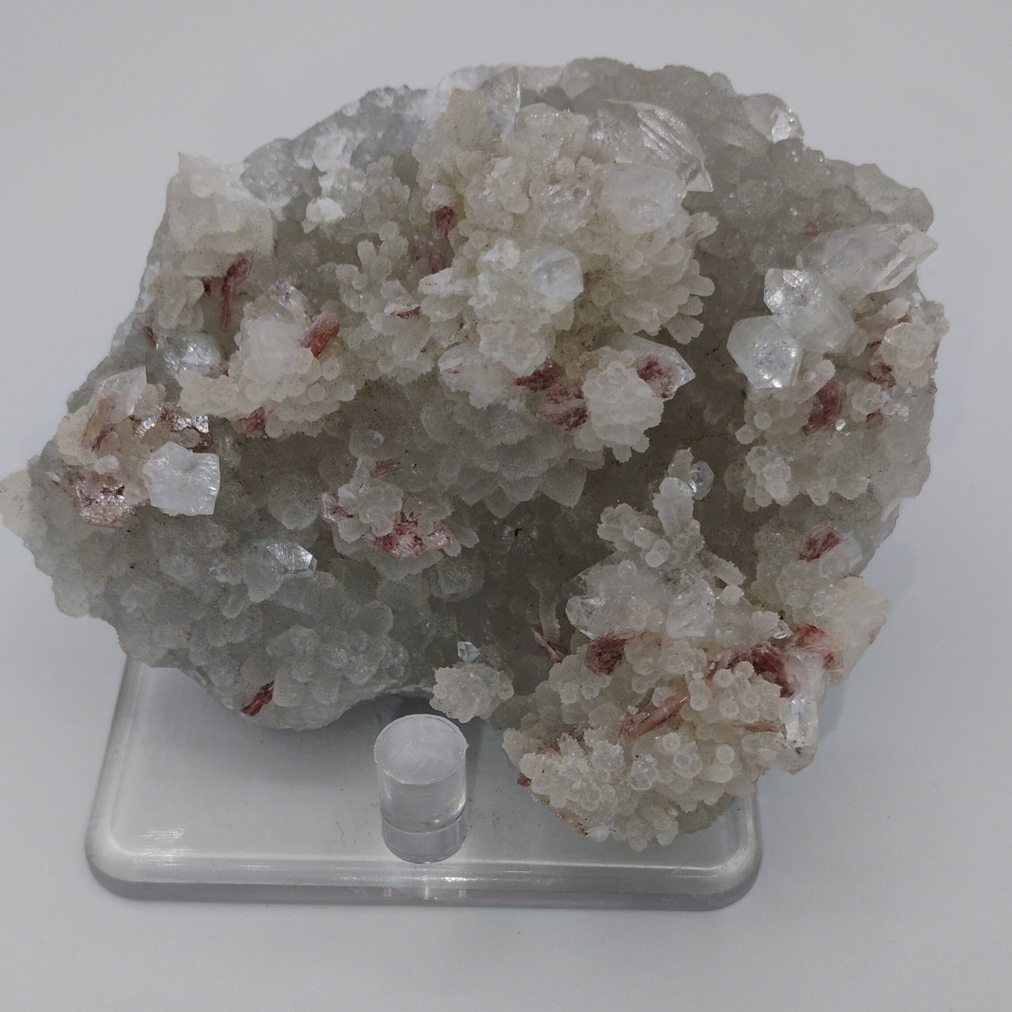 Apophyllite, catapléite, fleur d'améthyste