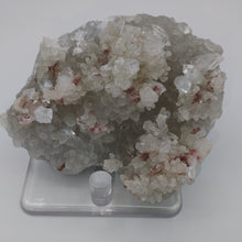 Charger l'image dans la galerie, Apophyllite, catapléite, fleur d'améthyste