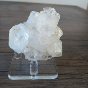 Apophyllite sur calcédoine